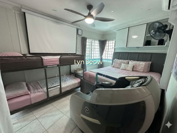 468B ADMIRALTY DRIVE photo 6