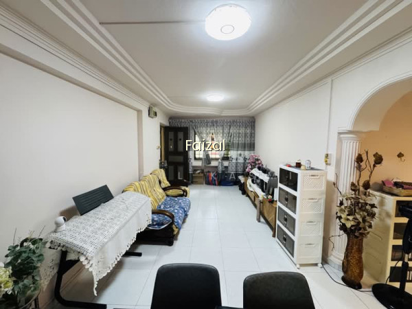 723 TAMPINES STREET 72 photo 5