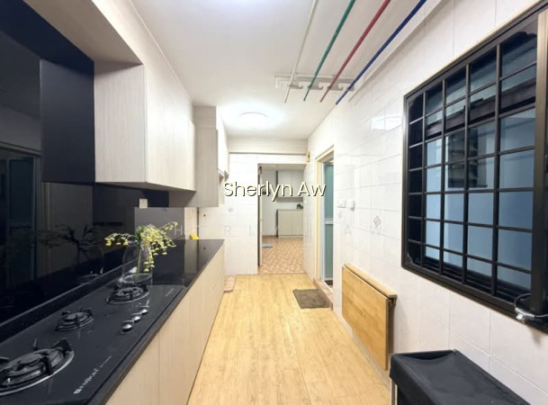 320B ANCHORVALE DRIVE photo 5