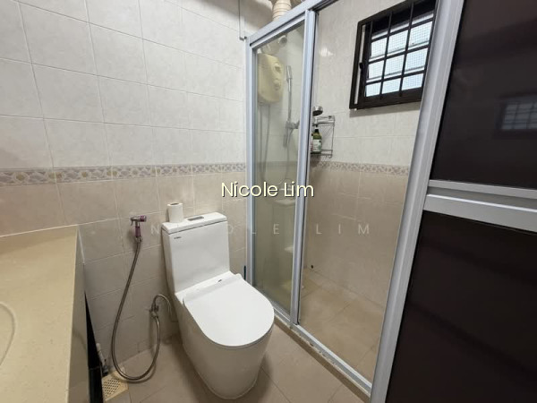290B COMPASSVALE CRESCENT photo 2