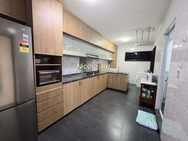 290B COMPASSVALE CRESCENT photo 5