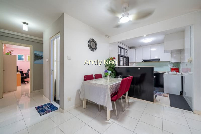 339A SEMBAWANG CLOSE photo 5