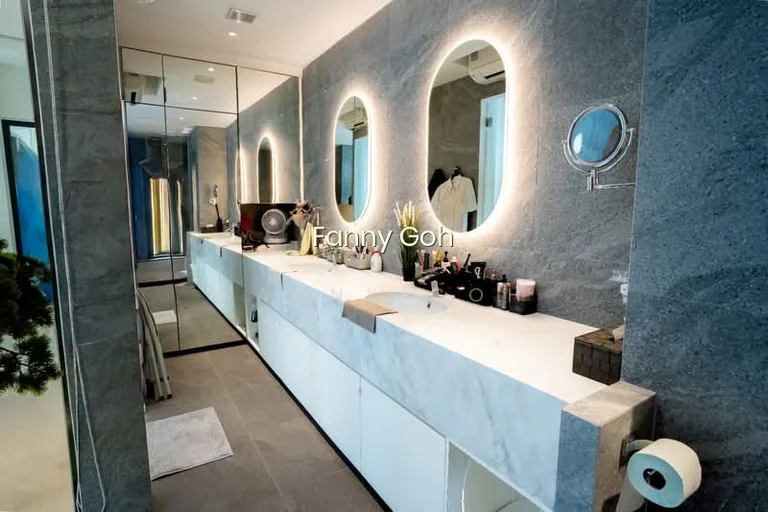 Prestigious Semi-D at Siglap Vincinity image 1 of 2