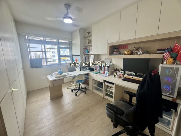 451B SENGKANG WEST WAY photo 6