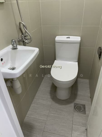 RIVERCOVE RESIDENCES EC photo 4