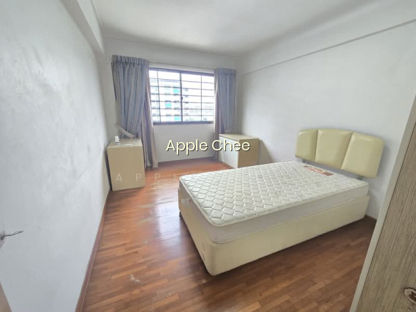 754 YISHUN STREET 72 photo 5