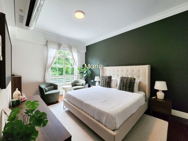 KEW GREEN photo 6