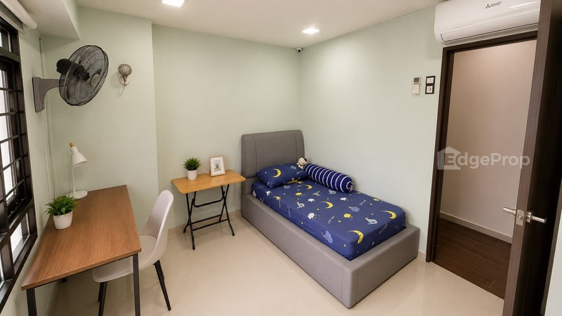 987D JURONG WEST STREET 93 photo 4