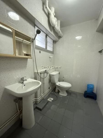 496D TAMPINES AVENUE 9 photo 3
