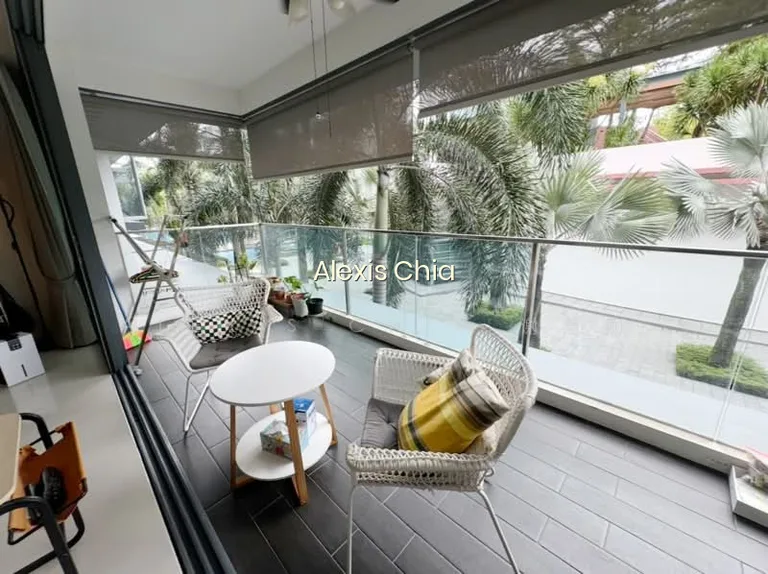 Hedges Park Condominium image 1 of 8