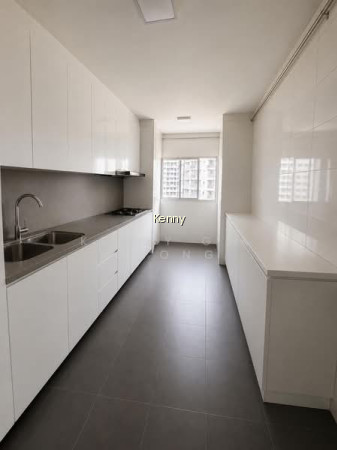 312 JURONG EAST STREET 32 photo 2
