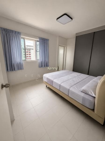 312 JURONG EAST STREET 32 photo 3