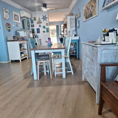 467 ADMIRALTY DRIVE photo 2