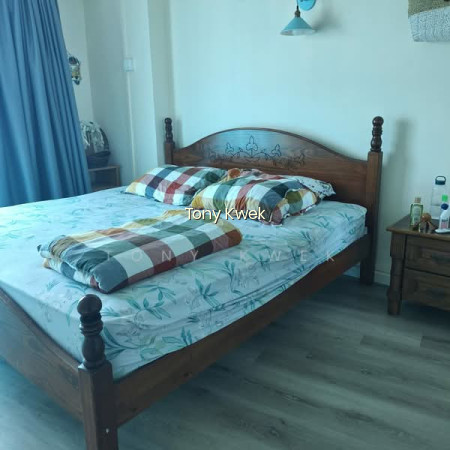 467 ADMIRALTY DRIVE photo 4