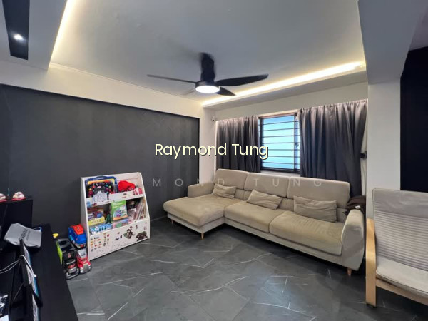 129 MARSILING RISE photo 5