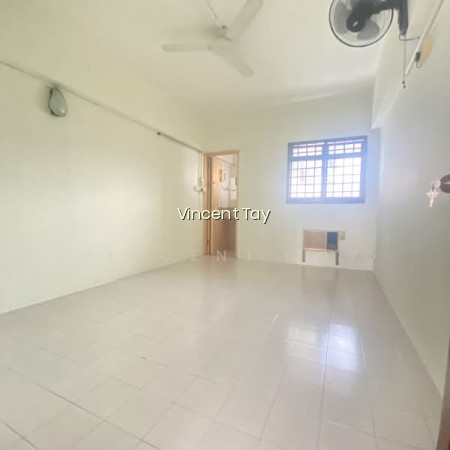 28 MARSILING DRIVE photo 3