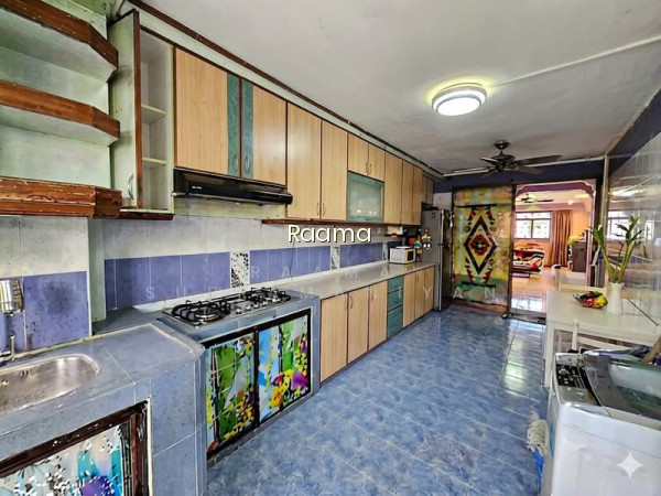 330 CLEMENTI AVENUE 2 photo 3