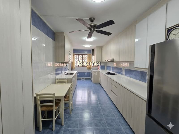 330 CLEMENTI AVENUE 2 photo 4