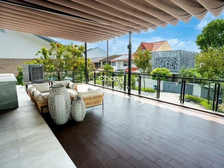 Modern Semi-D in Siglap With Lift/Pool. Wide Frontage. Cul De Sac image 1 of 10