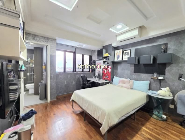 FERNWOOD TOWERS 8