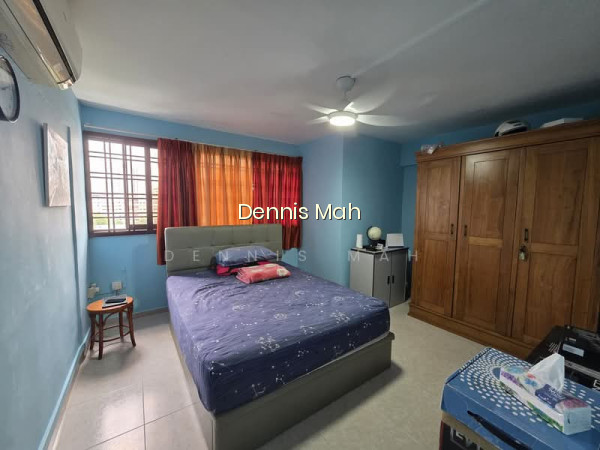 83 WHAMPOA DRIVE photo 2