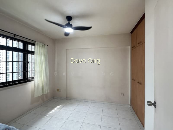 11 CANTONMENT CLOSE photo 5