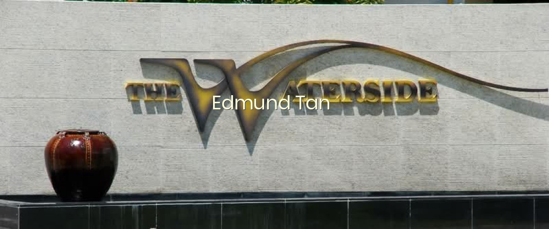 THE WATERSIDE photo 6