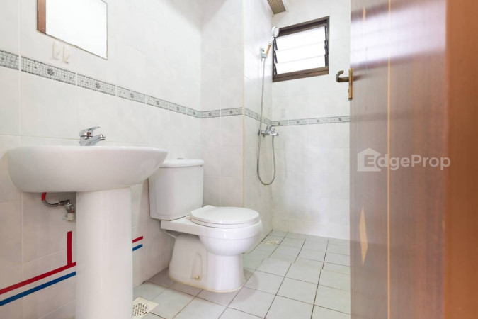 90 TANGLIN HALT ROAD photo 3