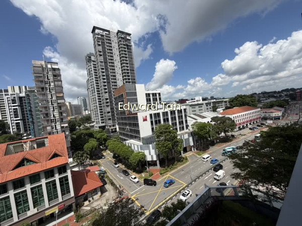 VIIO @ BALESTIER photo 5