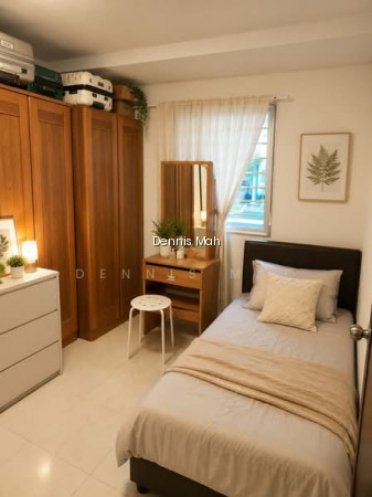 130 MARSILING RISE photo 4