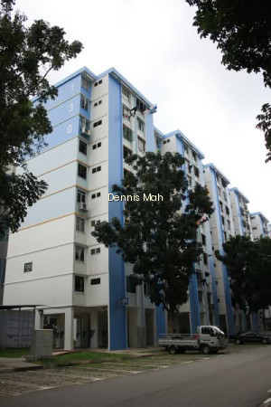 130 MARSILING RISE photo 5