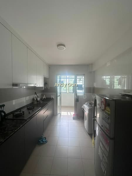 473D UPPER SERANGOON CRESCENT photo 3