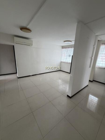 45 MARINE CRESCENT photo 5