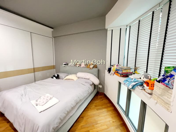 ADAM PARK CONDOMINIUM photo 2