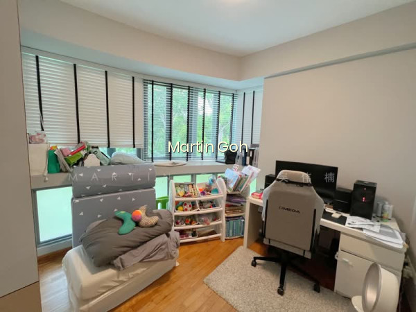 ADAM PARK CONDOMINIUM photo 4