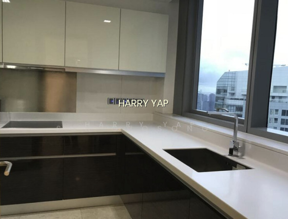 MARINA BAY SUITES photo 5