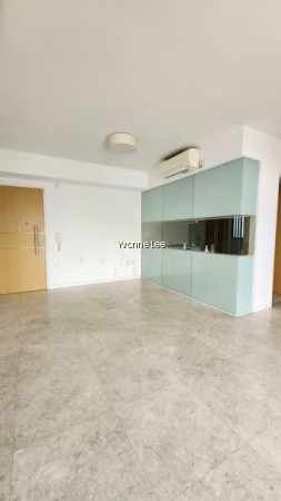 THE LAKEFRONT RESIDENCES photo 3