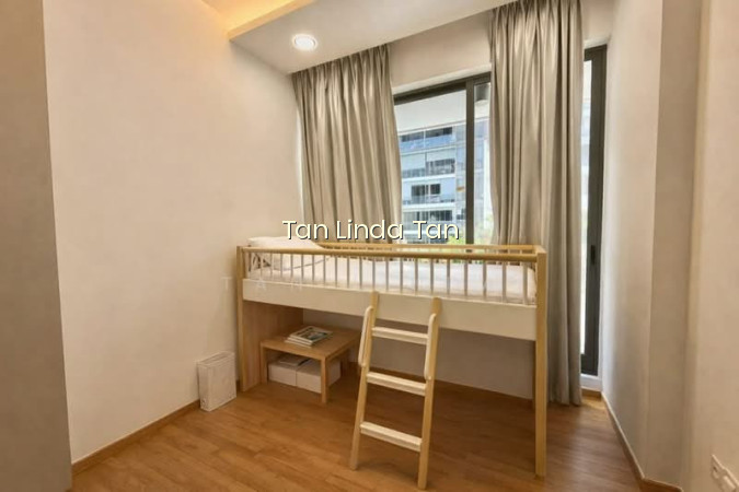 STRATUM photo 5