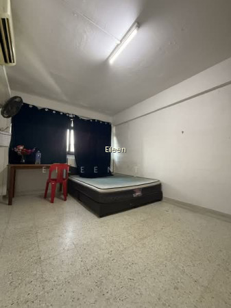 44 SIMS DRIVE photo 3