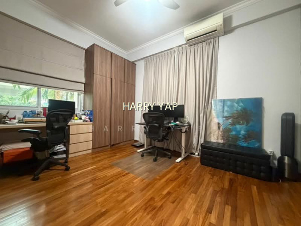 LANDRIDGE CONDO photo 3