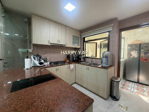 LANDRIDGE CONDO photo 6