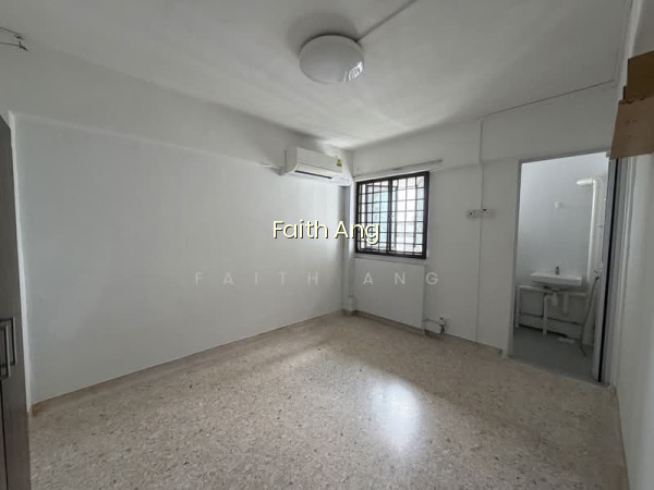 179 ANG MO KIO AVENUE 5 photo 3