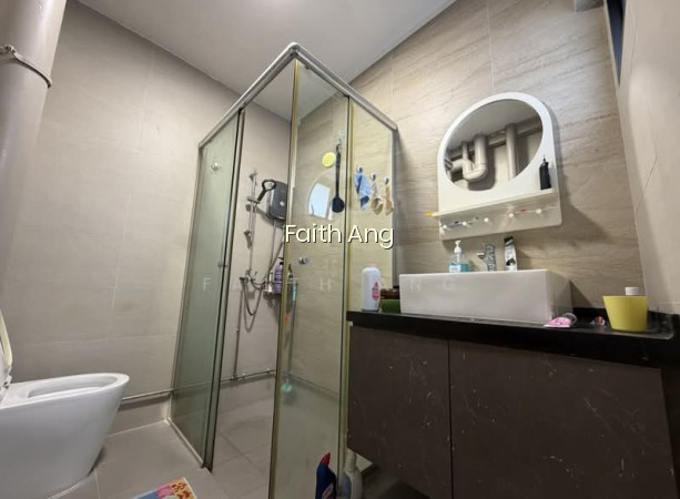 125 BUKIT BATOK CENTRAL photo 6