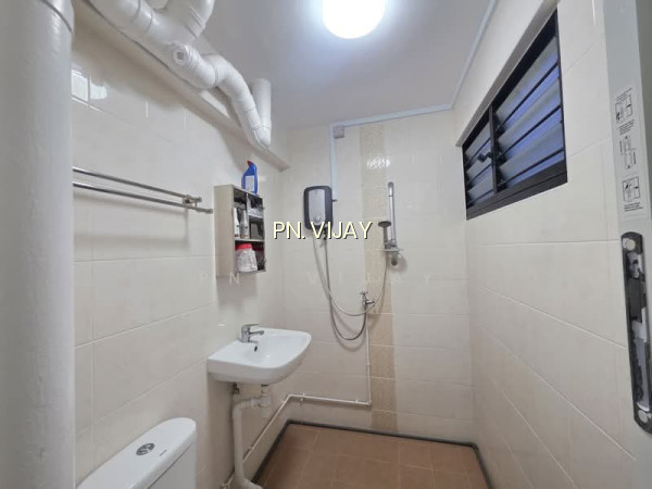 204 SERANGOON CENTRAL photo 4