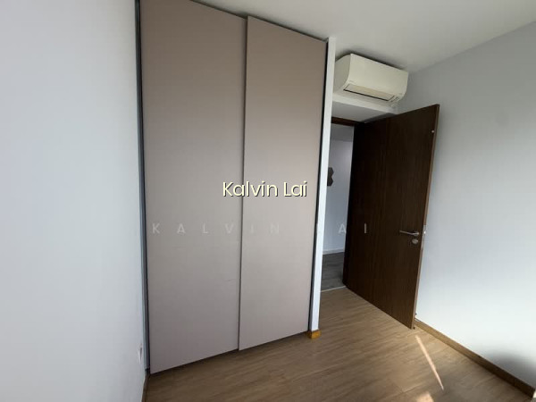 LE QUEST photo 6