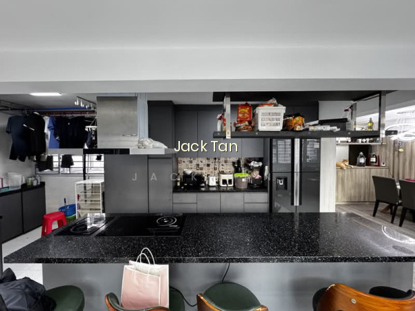 HUGE HDB 5 ROOMS @ YISHUN, CHEAP! photo 4