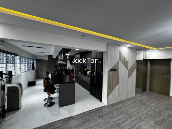 HUGE HDB 5 ROOMS @ YISHUN, CHEAP! photo 5