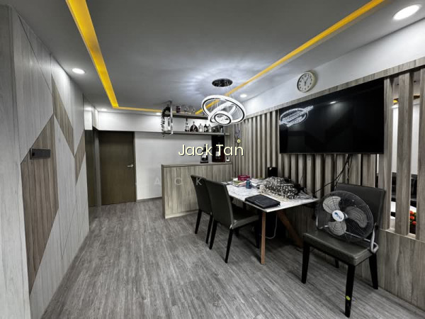 HUGE HDB 5 ROOMS @ YISHUN, CHEAP! photo 6