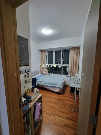 THE METROPOLITAN CONDOMINIUM photo 5