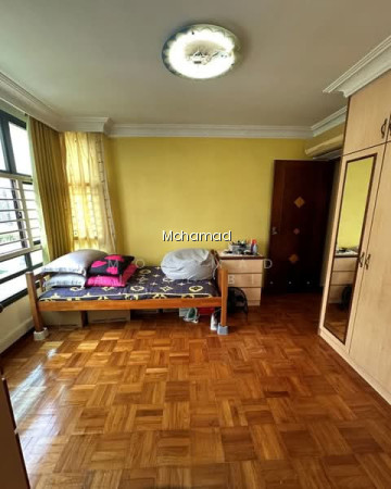 32 EUNOS CRESCENT photo 5